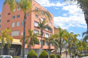  Hostal La Palmera  Торремолинос